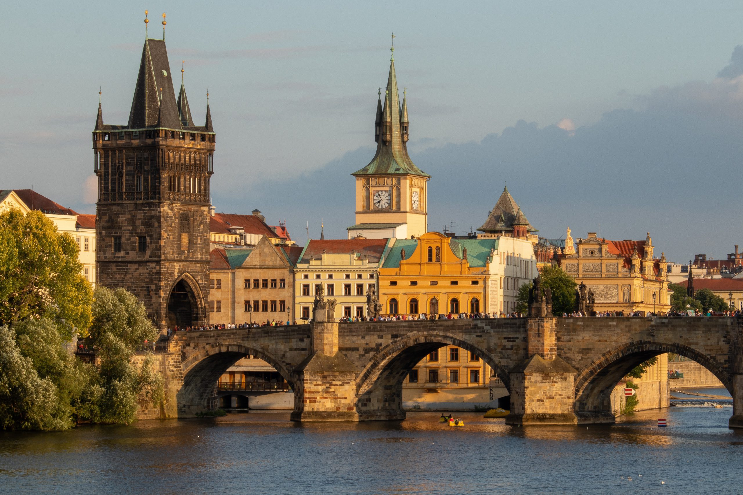 walking tour of prague old town