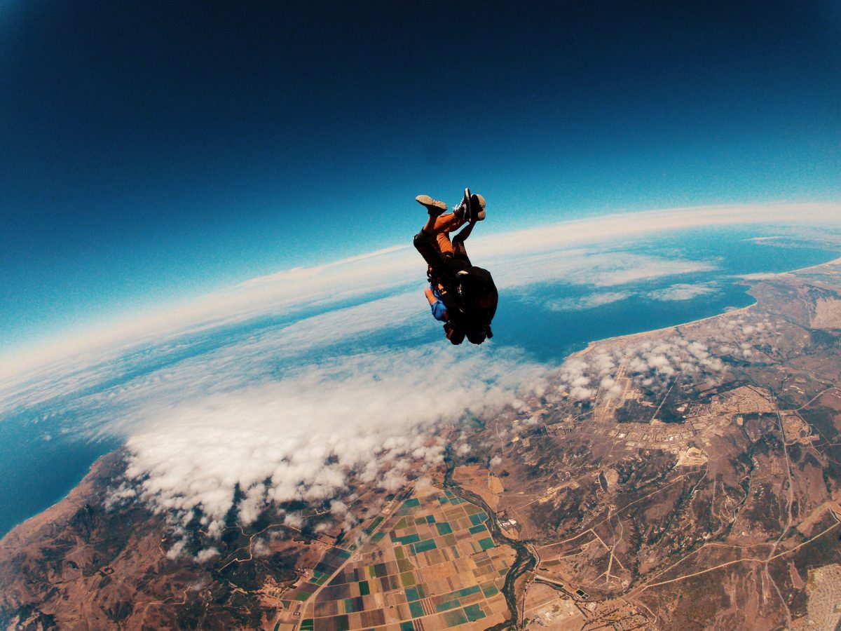 Go tandem skydiving in Melbourne for a sky high adventure