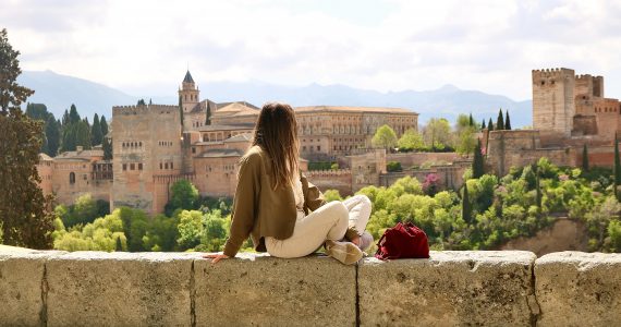 Granada Travel Guide